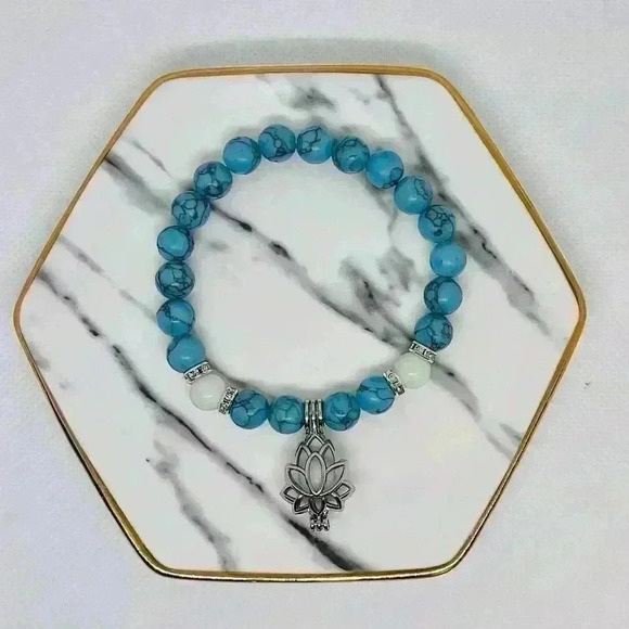 Lotus Pendant Glow in the Dark Beaded Bracelet - Picture 9 of 10